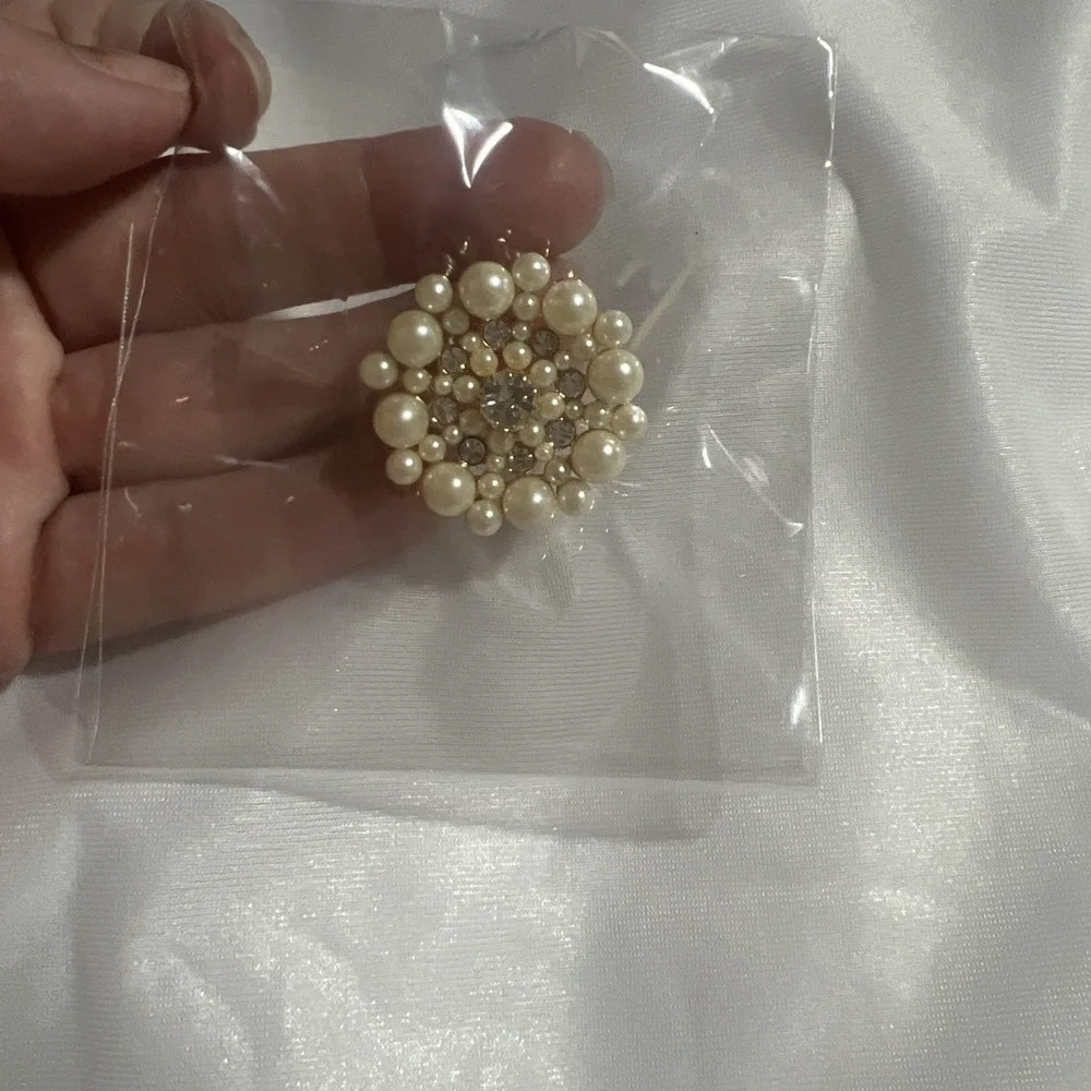 Vintage Faux Pearl Cluster Rhinestone Circle Pin Brooch‎ Pendant